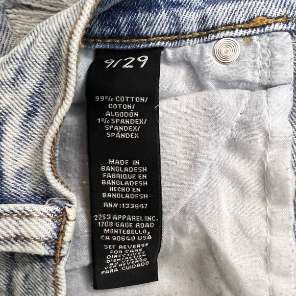 Women’s 9/29 Kendall + Kylie High-Rise Distressed Shorts - Picture 3 of 5